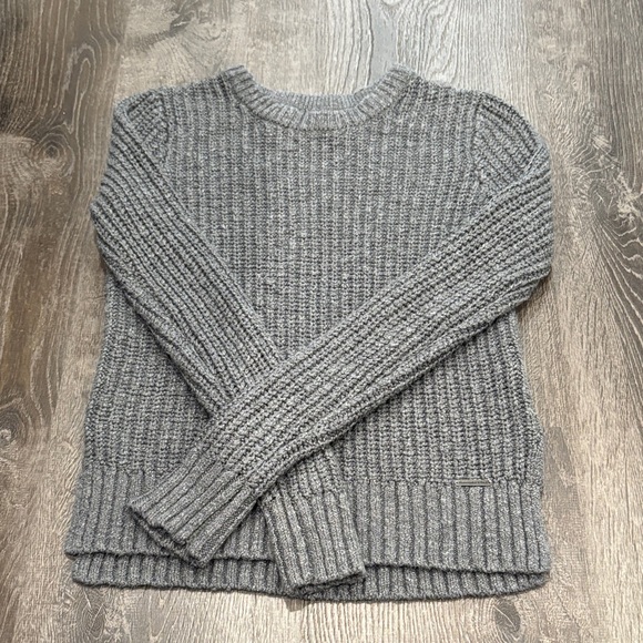 Abercrombie & Fitch Sweaters - Abercrombie and Fitch Size XS Gray Knit Sweater